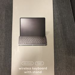 Wireless Keyboard With Stand 