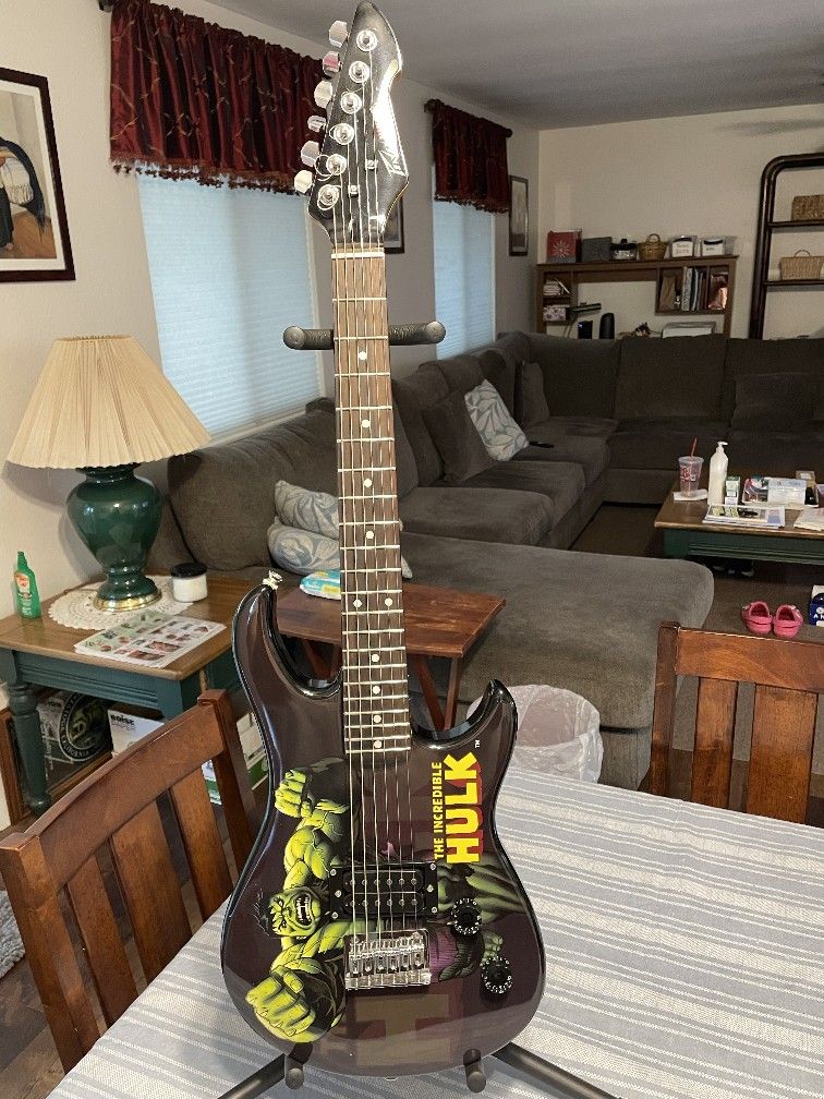 Hulk Guitar