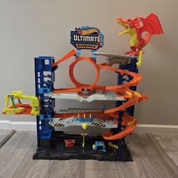 Hotwheels City Ultimate Garage