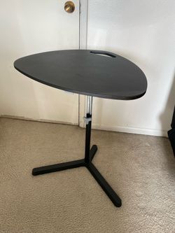Adjustable table