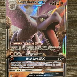2019 Aerodactyl Pokemon Holo