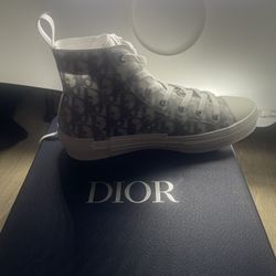 Dior Converse 