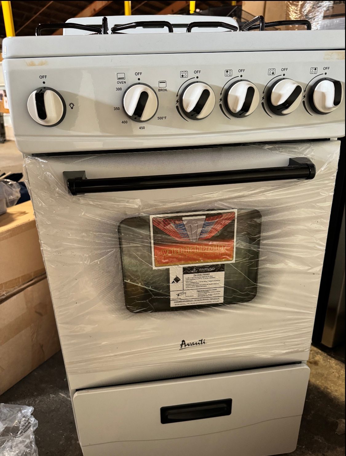 20 in. 2.1 cu. ft 4 Burner Gas Range in White