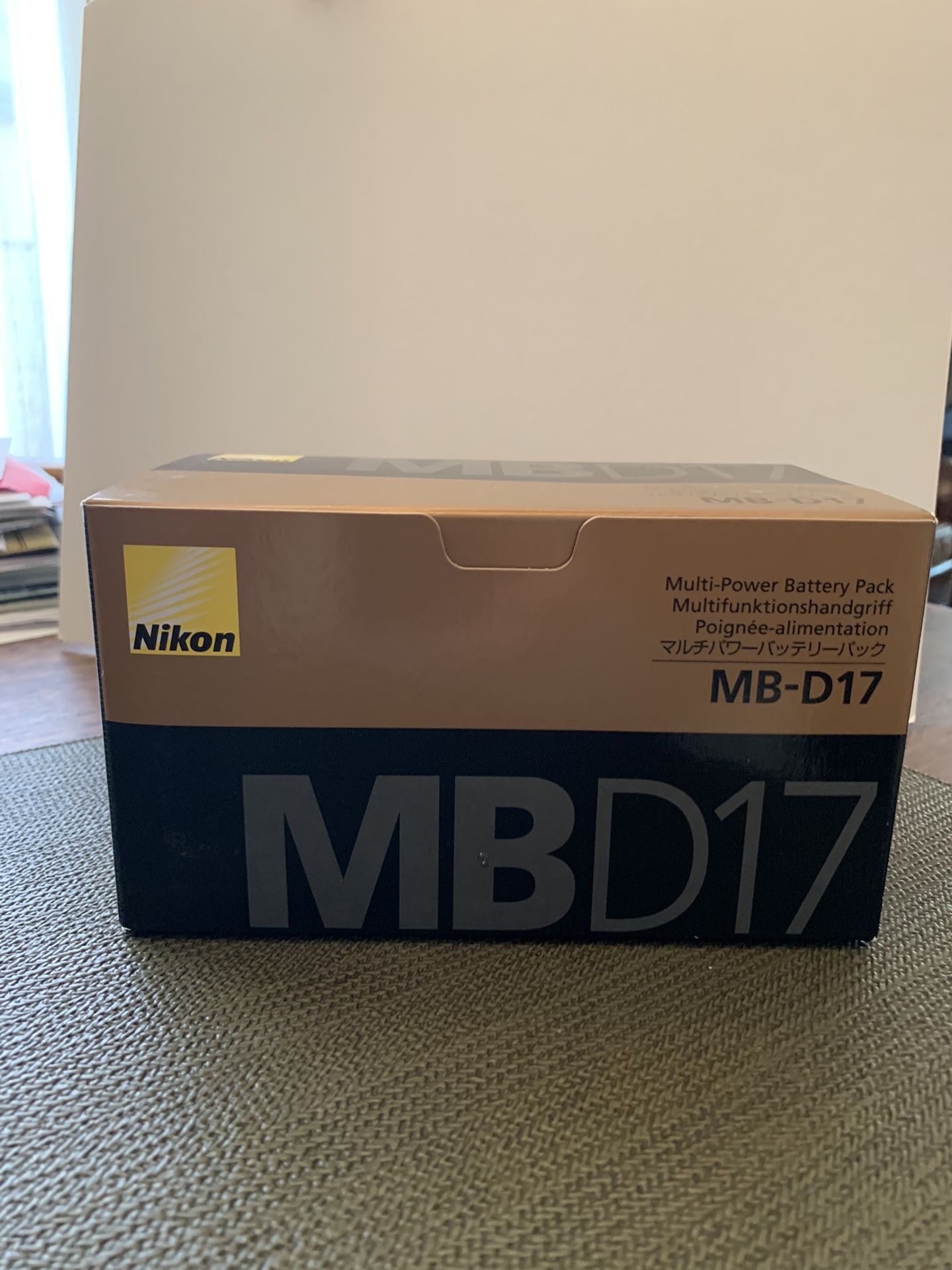 Nikon MB-D17 Multi Power Batter Pack
