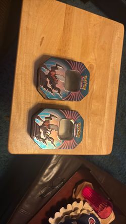 Duplicate Pokémon Darkai Trading Card Tin
