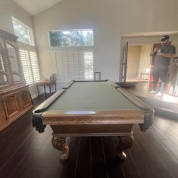 Pool Table ( Free Delivery & Set Up & Color Felt Of Your Choice )