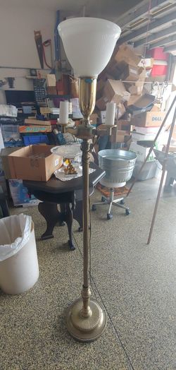 ANTIQUE BRASS & MILK GLASS FLOOR LAMP