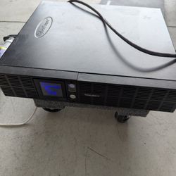 Cyberpower OR2200 UPS