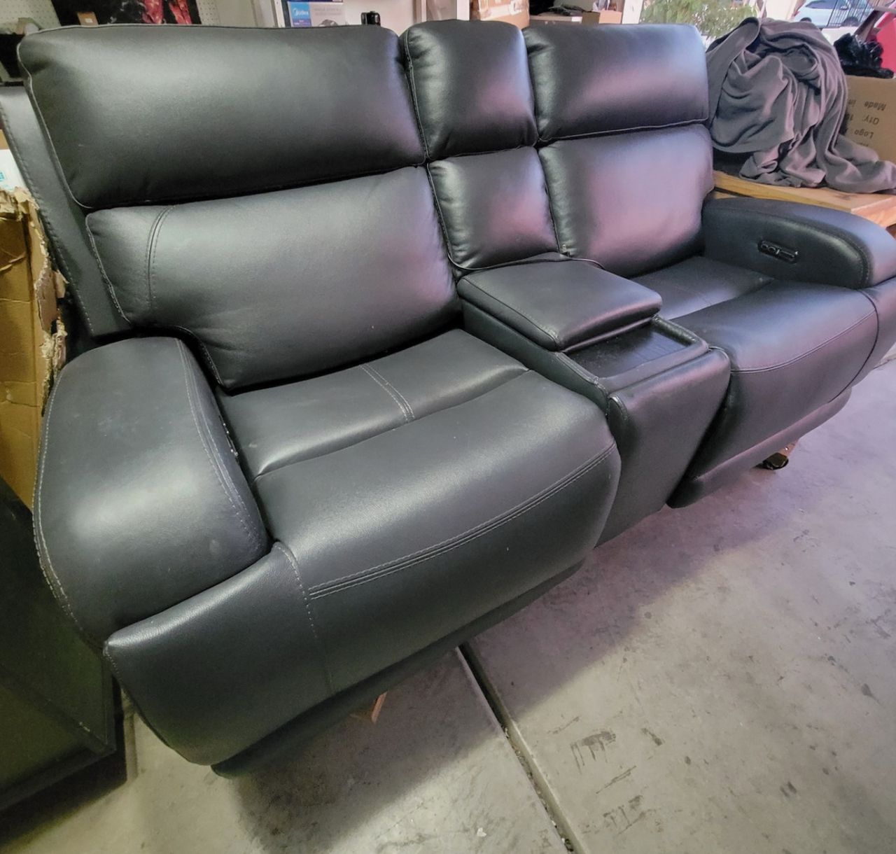 Living Spaces 79" Zero Gravity Power Reclining Loveset W/Powered Features EUC