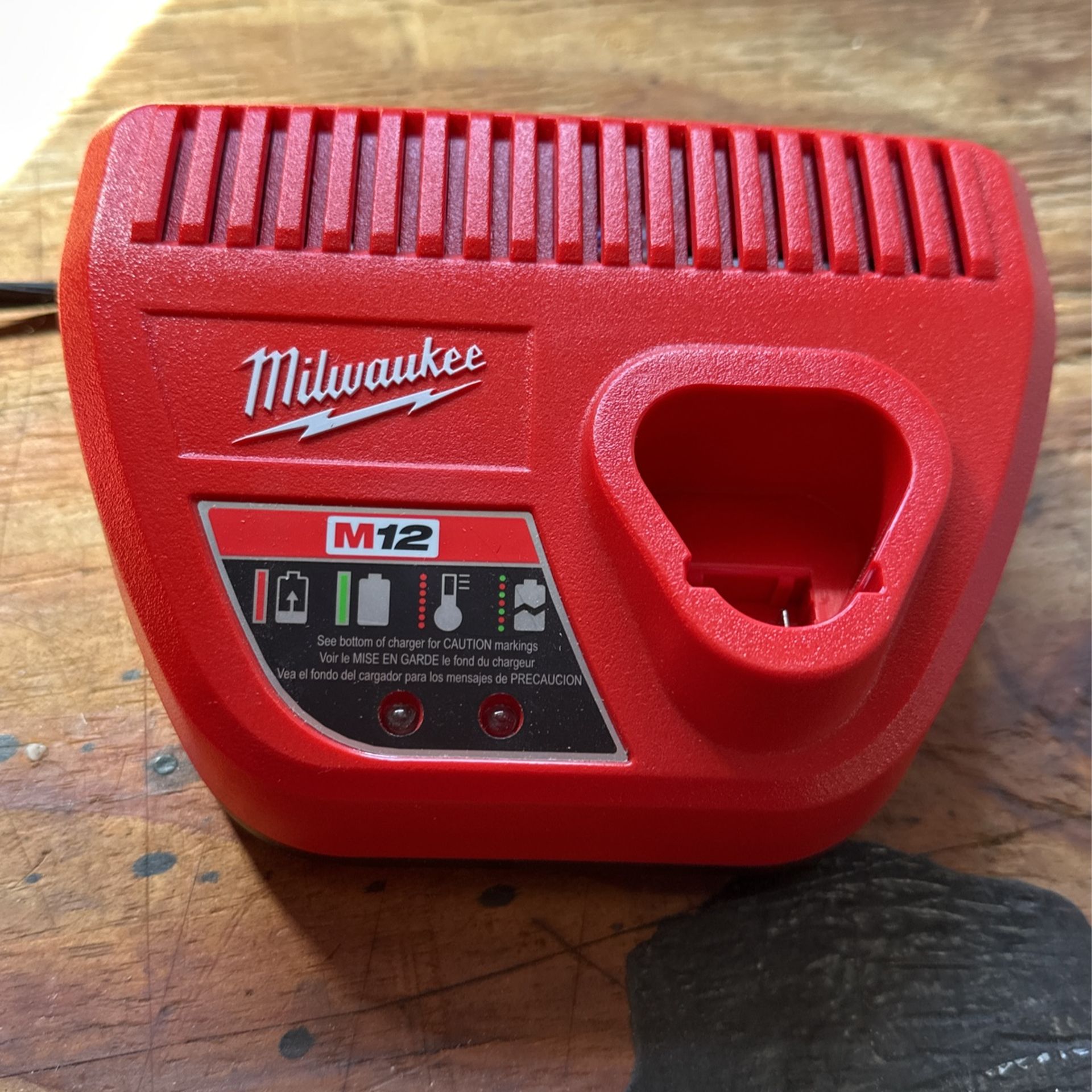 Milwaukee M13