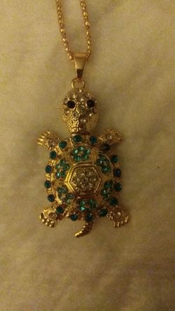 Necklace, turtle,20$