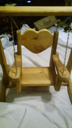 Doll swing