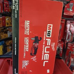 Milwaukee M18 FUEL Hole Hawg 1/2" Right Angle Drill. Tool-Only 