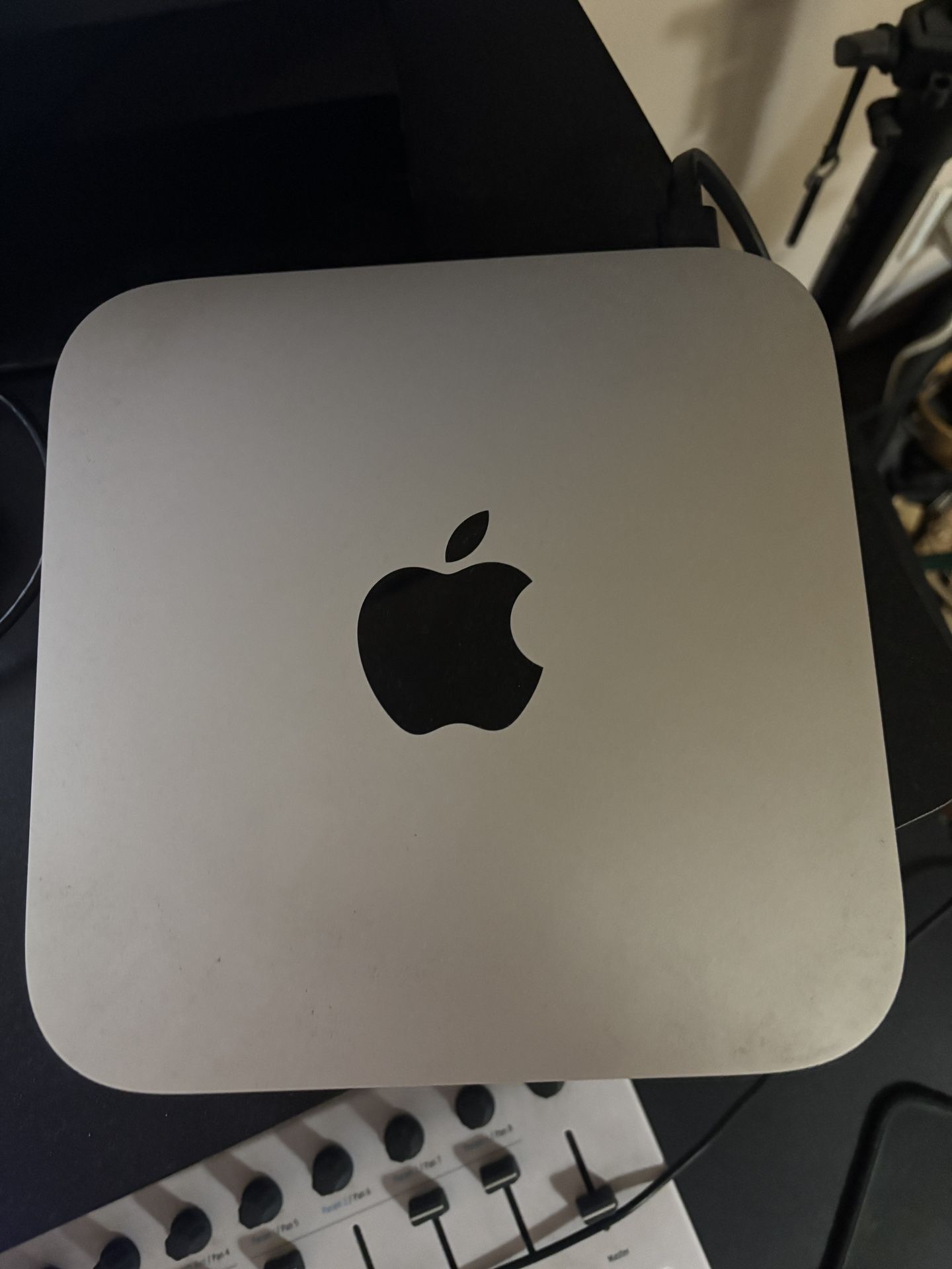 Apple Mac mini M1 (2020) – 8GB RAM, 256GB SSD