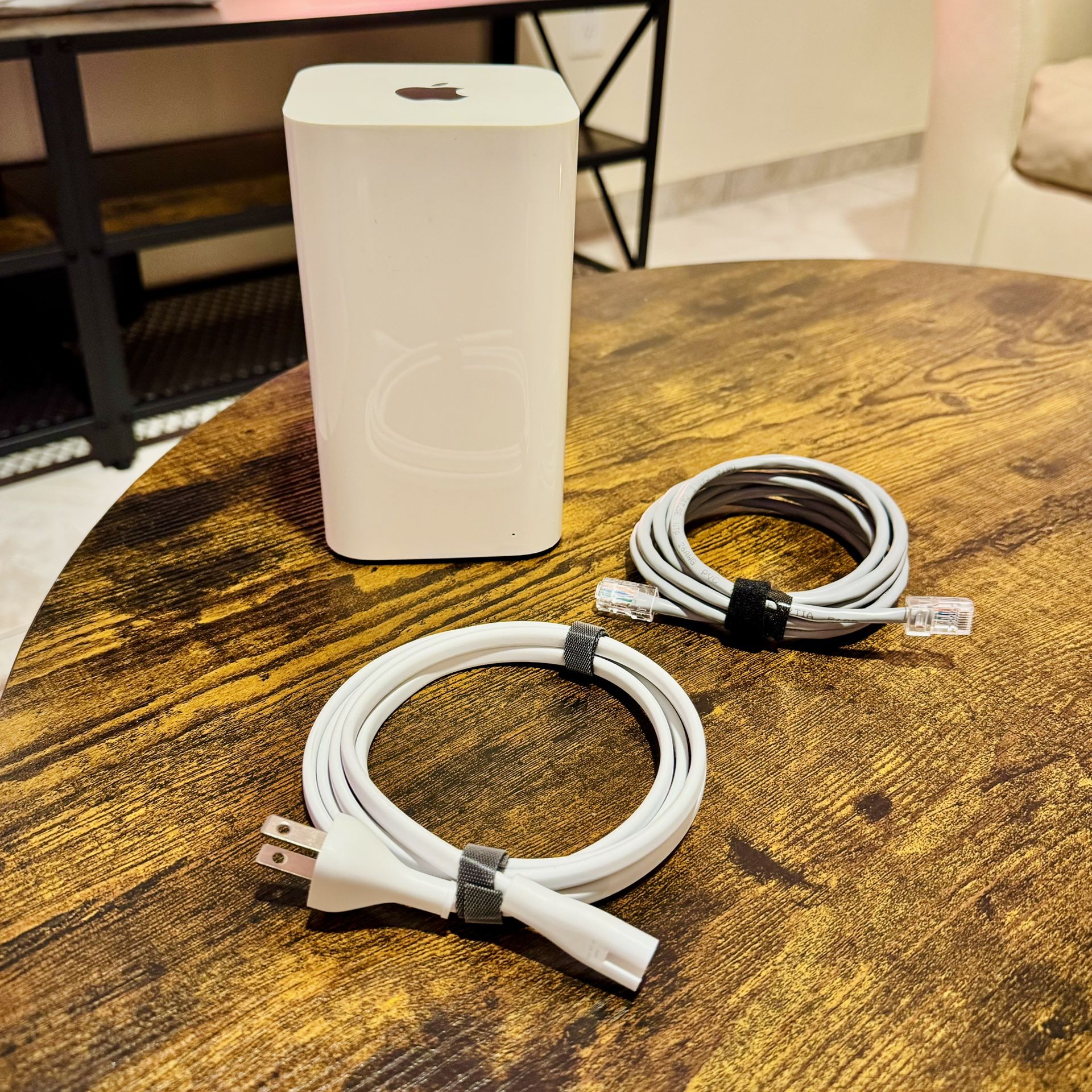 Apple AirPort Extreme Base Station