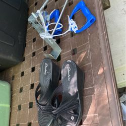 Sketchers Size8 Half 20 Dollars  Exerciser 25 Dollars 