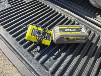 Ryobi 40 watt 4amp battery + charger
