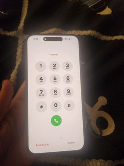 Iphone 15 plus locked
