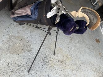 Right Hand Men's Set of 13 golf clubs with bag 