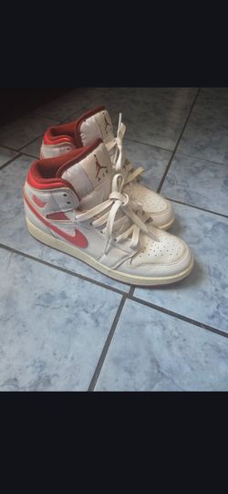 Air Jordan 1 Mid ,Size 5.5 youth