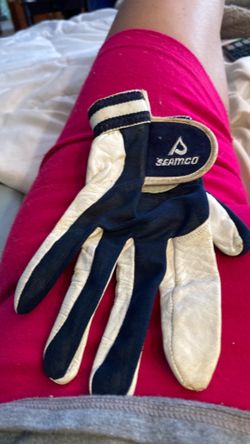 Seamco batting glove