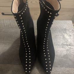 Black Boot