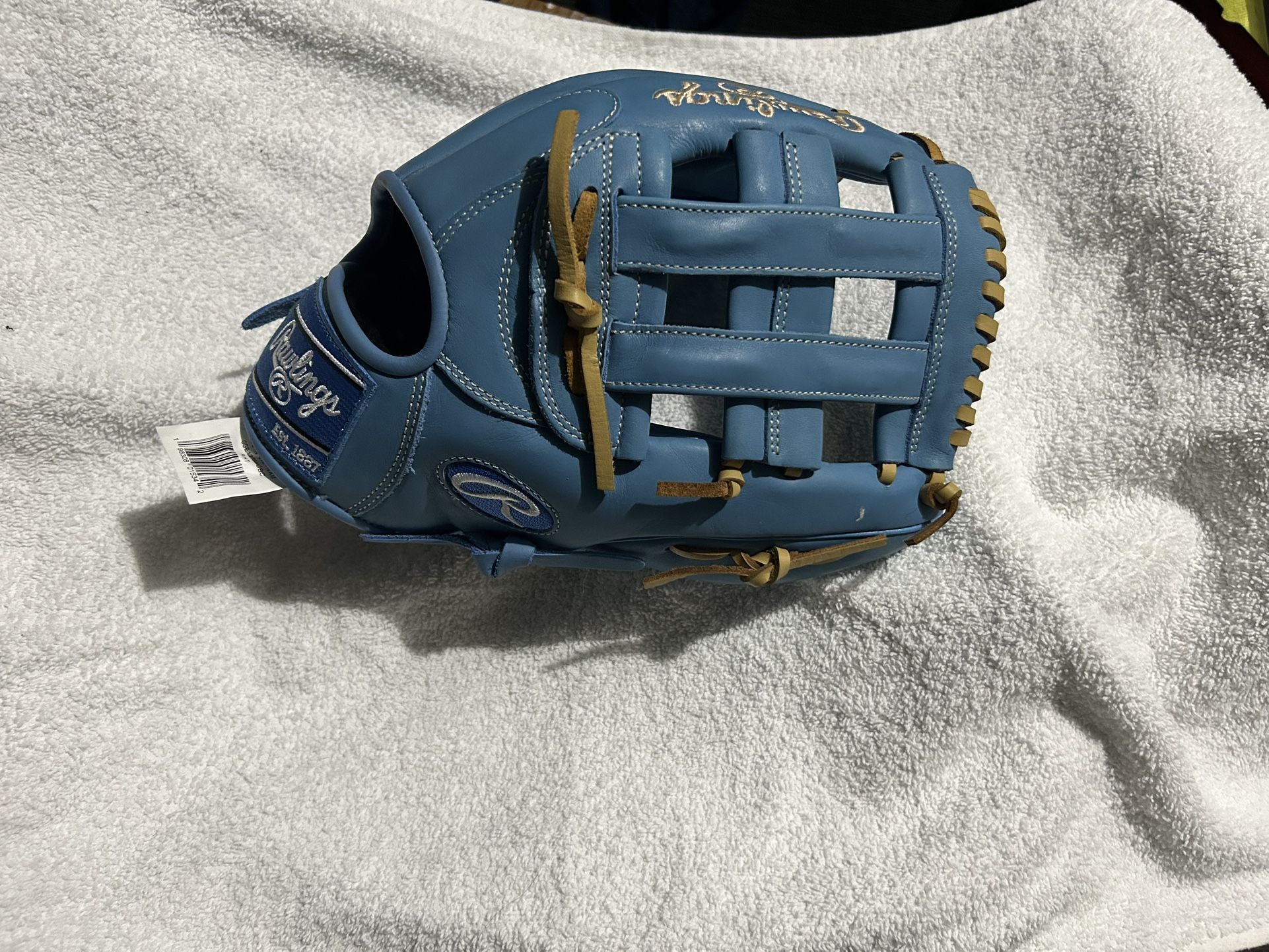 12 And 3/4 Inch Rawlings Gold glove Brand New Glove