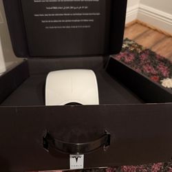 TESLA NEW SUPER FAST CHARGER