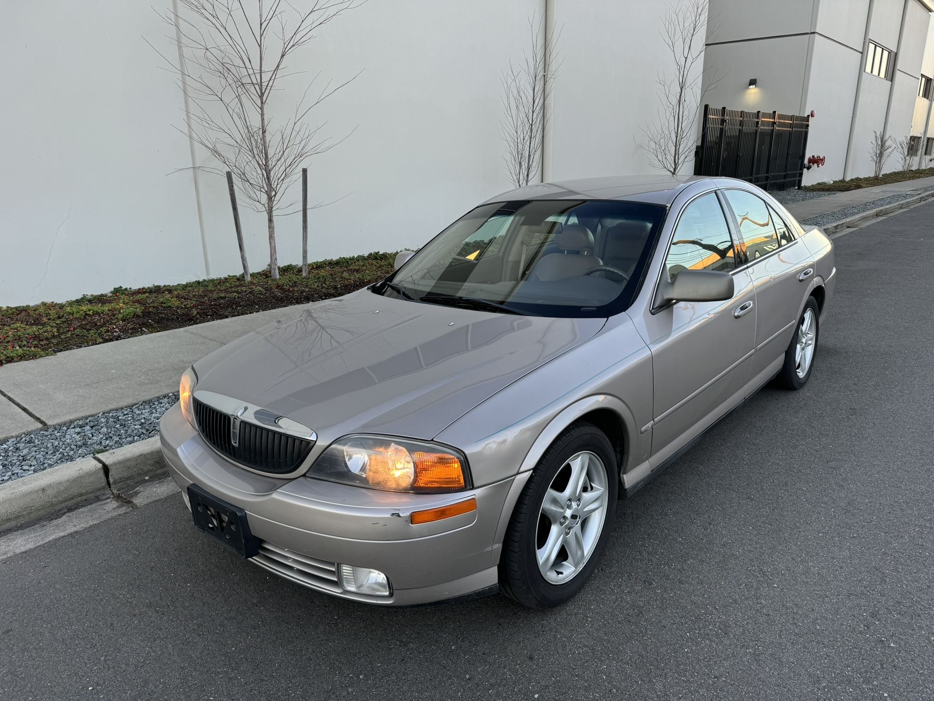 2001 Lincoln LS