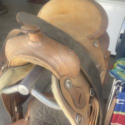 Saddle