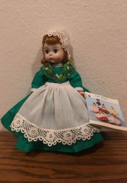 Collectors 1974 Lady from IRELAND DOLL By Madame ALEXANDER. Authentic madame Alexander message included.