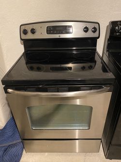 Electric stove for 300 text me if interested
