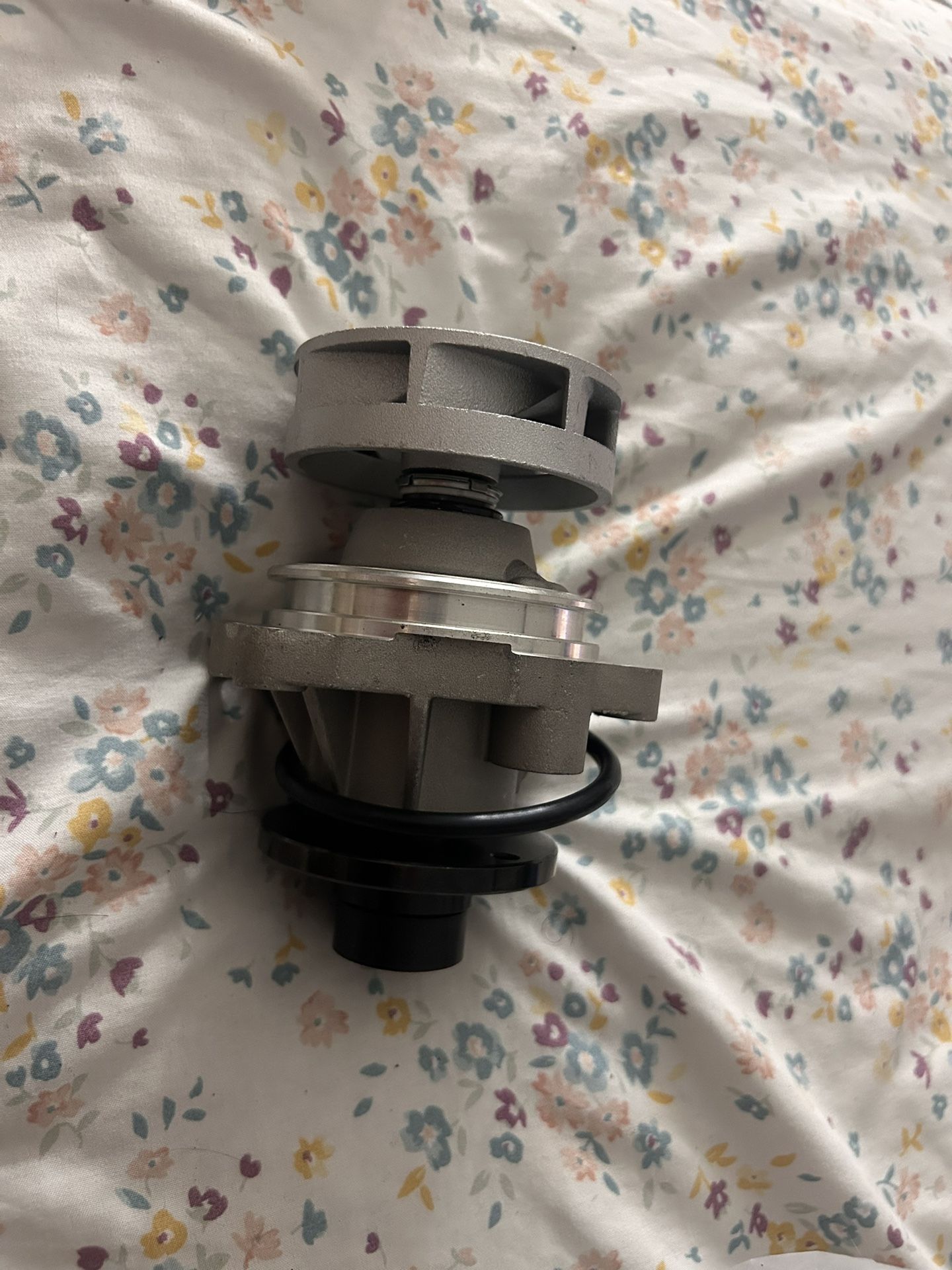 water pump for 2005 325i bmw