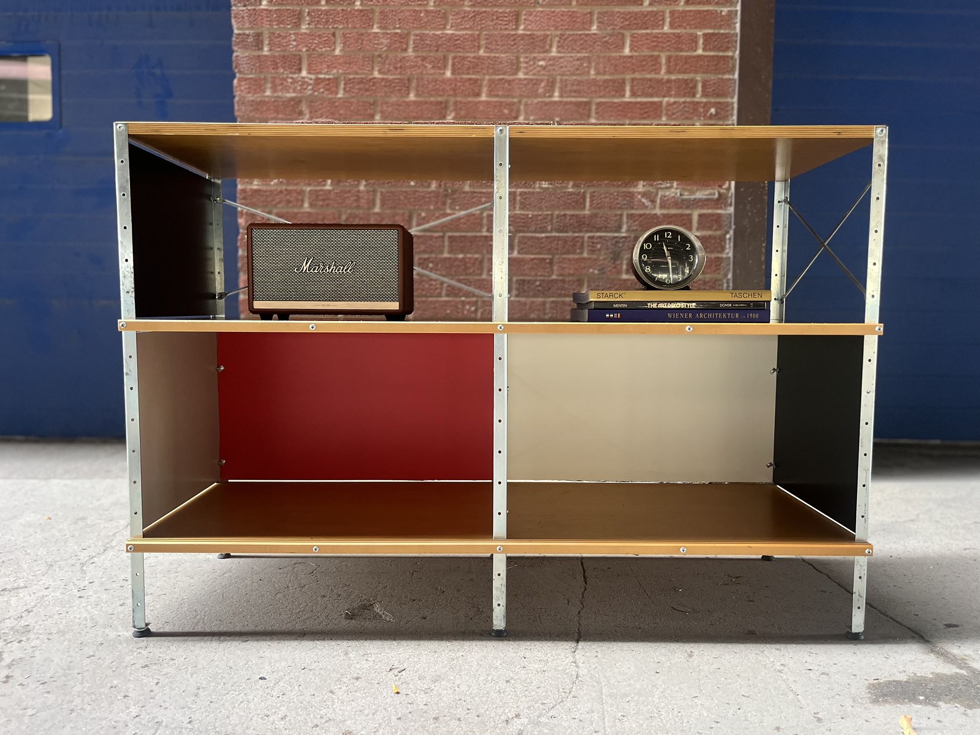 EamesĀ® ESU Storage Unit - 2x2 - Modular