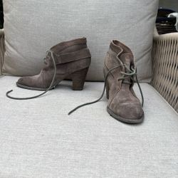 Women Shoes, Luxury Rebel, Boots Size 7