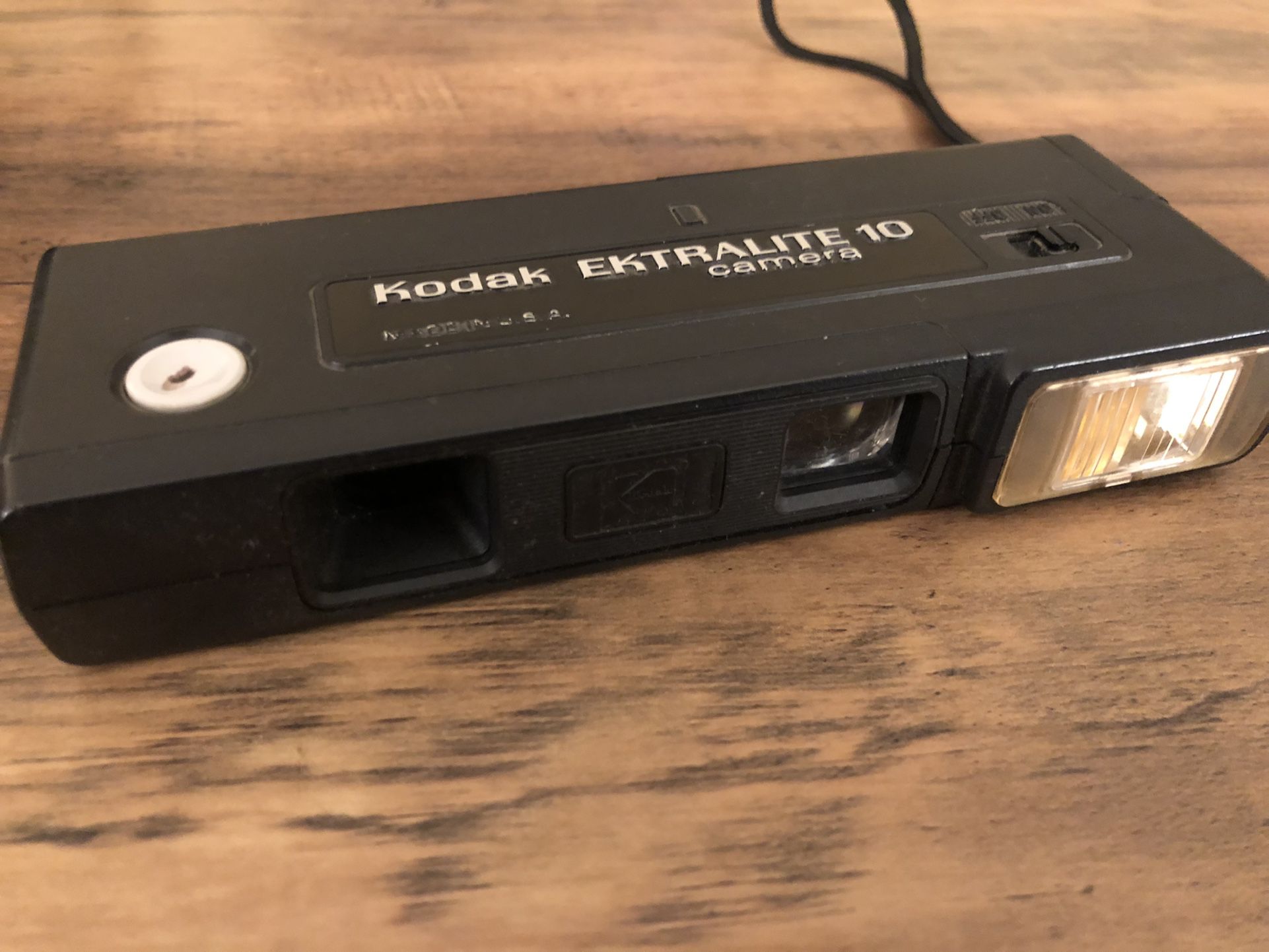 Kodak EKTRALITE 10 Vintage Film Camera