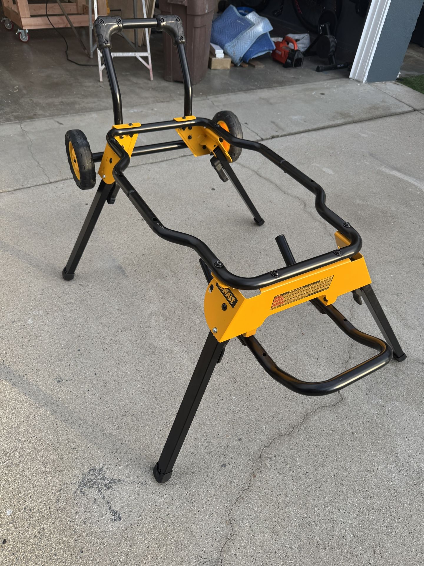 DEWALT DWE74911 Rolling Table Saw Stand
