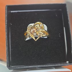 Heart gold ring