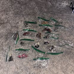 Jewlery (Necklaces, Earrings)