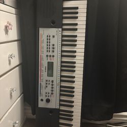 Yamaha Piano 