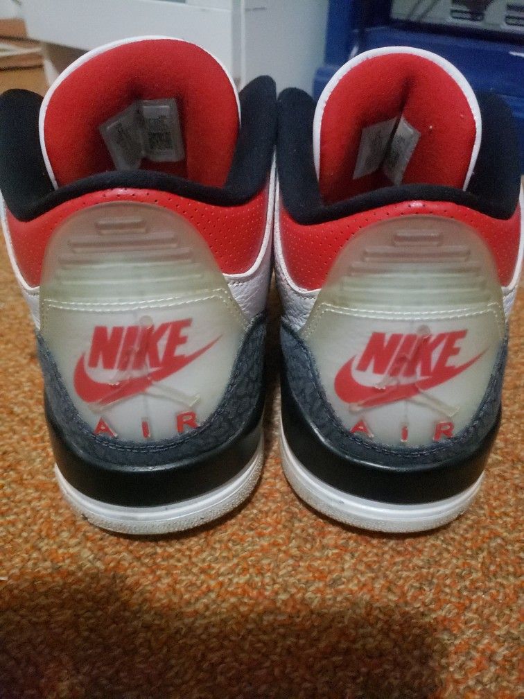 Jordan 3s