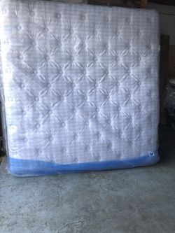 13 inch pillow top mattresses! Queen $299, full $275, twin $225, king $449