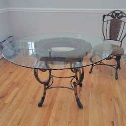 Traditional  Iron Dining Table With Chairs