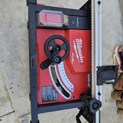 Milwaukee Table Saw