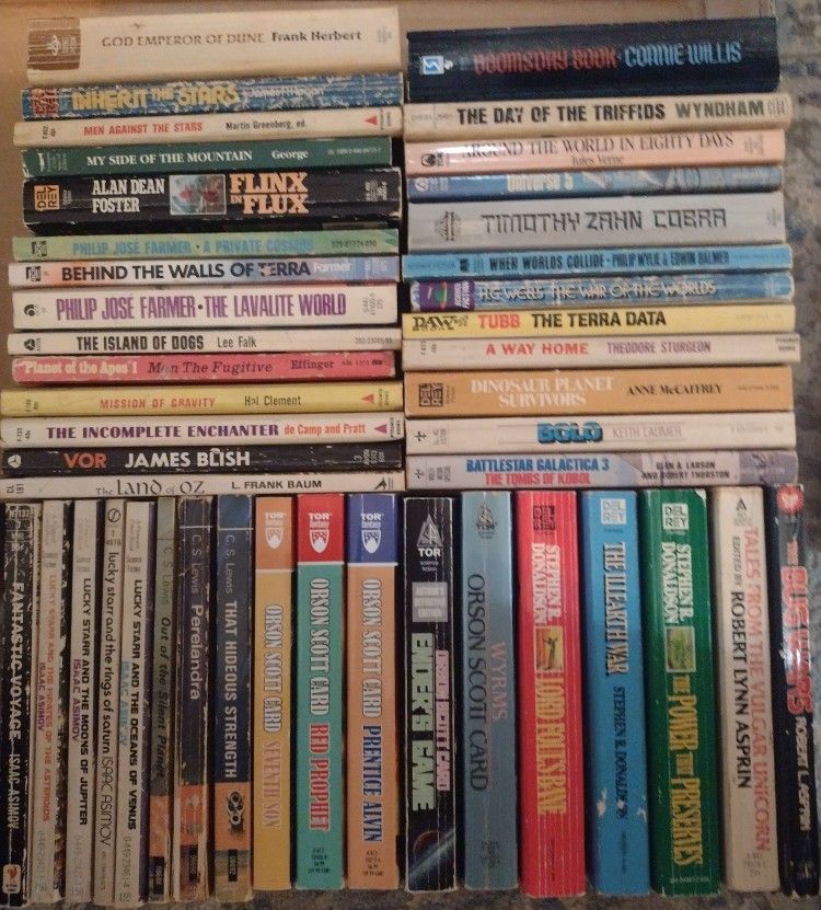 (44) Science Fiction, Fantasy Books, Trilogies, Mass Market Paperback, See The Pics