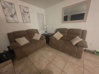 Recliner sofa set