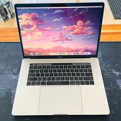APPLE MACBOOK PRO 15” 2018 TouchBar 2.2GHz i7 16GB RAM 500GB SSD RADEON PRO 560X 4GB GRAPHICS