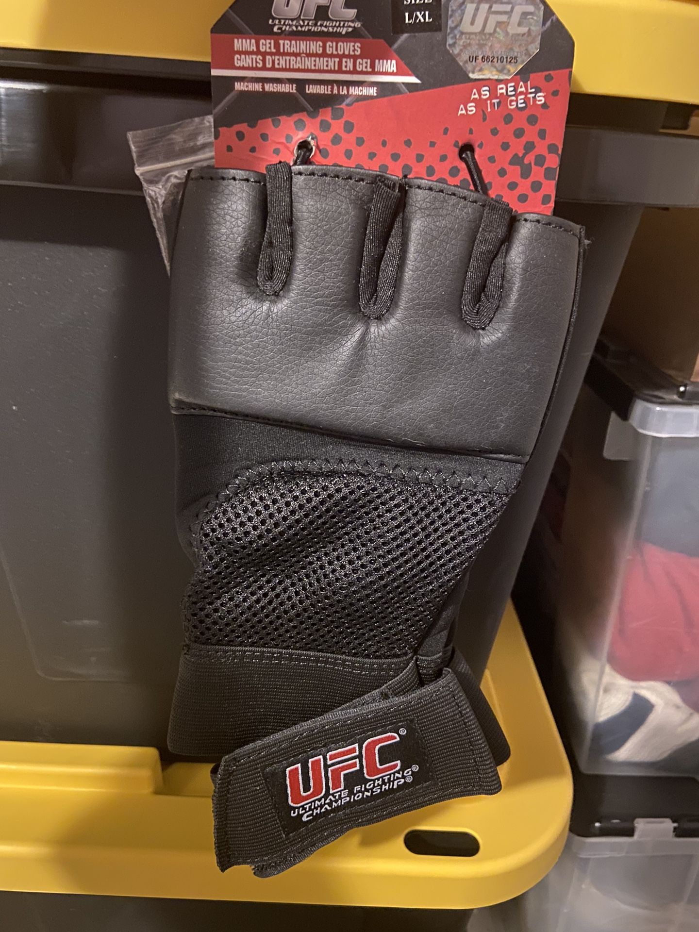 UFC MMA GEL TRAINING GLOVES SZ L/XL NEW