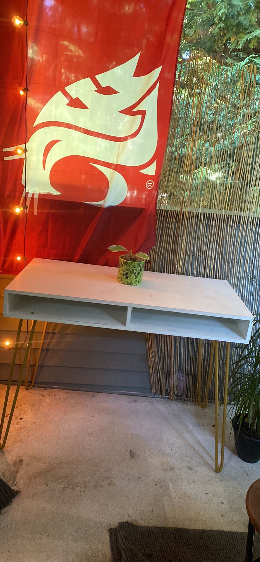 cute-desk-for-small-spaces-for-sale-in-federal-way-wa-offerup