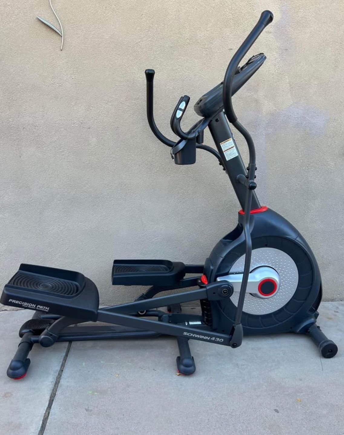Schwinn 340 Elliptical